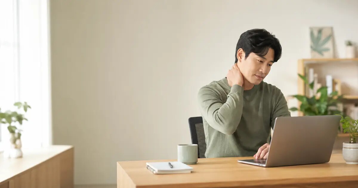 아산 팔저림 증상과 치료를 설명하는 대표 이미지